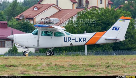UR-LKR - Cessna 172 RG Skyhawk / Cutlass at Lviv Danylo Halytskyi ...