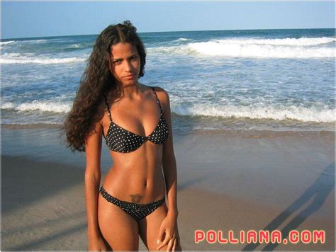 Pictures Of Teen Polliana Teasing In A Bikini Porn Pictures XXX Photos Sex Images