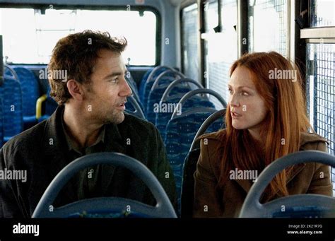 Clive Owen Julianne Moore Children Of Men 2006 Stock Photo Alamy