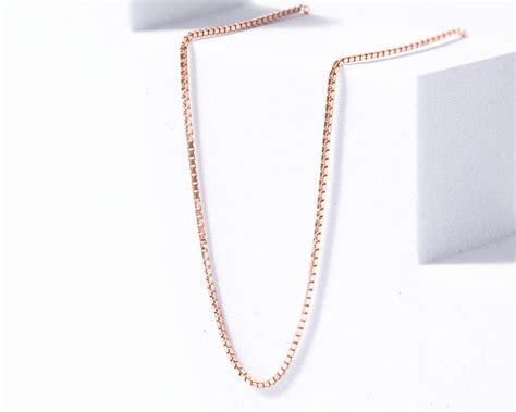 how much does a simple gold chain weigh 1
