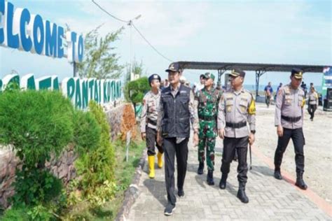 Tanam Dua Ribu Pohon Mangrove Untuk Restorasi Lingkungan Antarwaktu