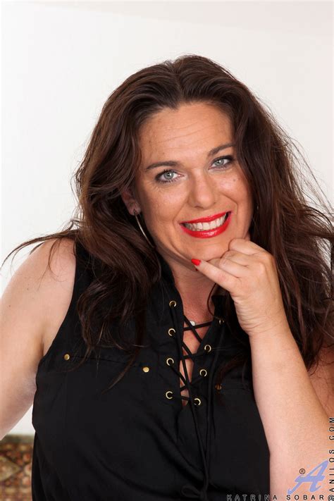 Chubby Amateur MILF Katrina Sobar Doffs Her Dress And Lingerie And Poses CoedCherry