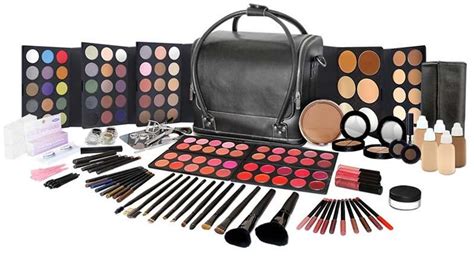 makeup kit   price  pune id  elegant india company