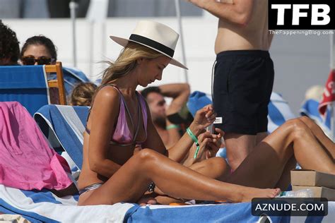 Lady Victoria Hervey Looks Great In A Metallic Bikini As She Hits The Beach In Miami Aznude
