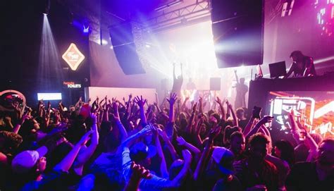 cairns nightlife party guide