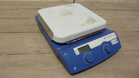 IKA C MAG HS 10 Digital Hot Plate With Magnetic Stirrer LabMakelaar Benelux
