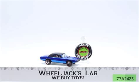 Custom T Bird Blue Hot Wheels Mattel Vintage Redline Redline Rl W Button Wheeljack S Lab