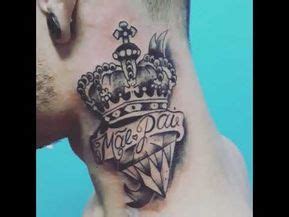 Tatuagem Pai E Mae No Pescoço