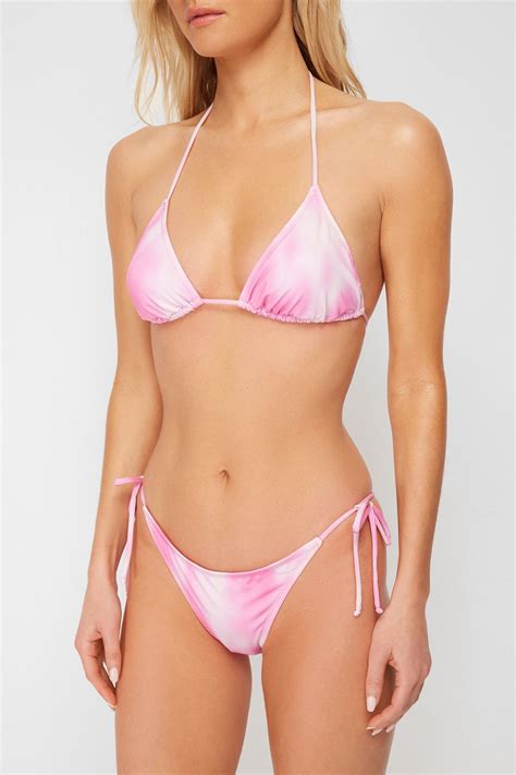 Trendyolmilla Batik Desenli Üçgen Bağlamalı Regular Bikini Takımı TBESS BT Fiyatı