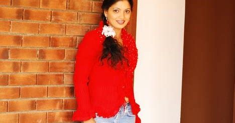 Picturesmail Thanuja Dilhani Sri Lankan Hot Beauty Actress