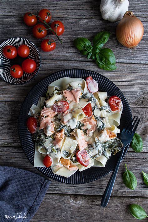 Spinat Lachs Pasta In Cremiger Frischk Se Sahne So E Meinestube