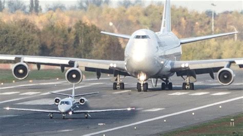 Extreme vertical Take-offs – Airbus, Boeing and Antonov – Canvids