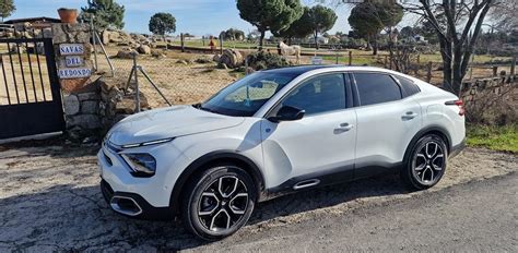 Novo Citroen e C4 X o confortável e camaleão de design MotorMag