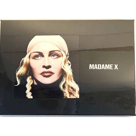 Madonna Madame X Deluxe Edition 2CD Kasetti 7 Vinyyli CD