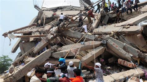 One Year After the Bangladesh Factory Collapse, I Stood in the Ruins | HuffPost Canada News