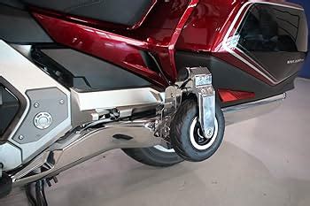 How To LIFT A 2021 Honda Goldwing DCT Best Motorcycle Lift 2022