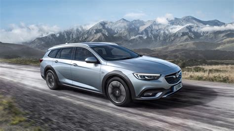 All New Vauxhall Insignia Tourer Revealed