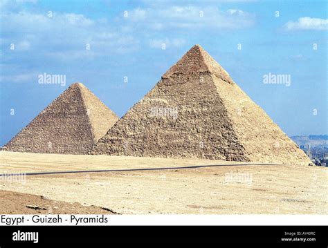 Guizeh Pyramiden Fotos Und Bildmaterial In Hoher Aufl Sung Alamy