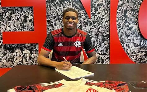 Flamengo Compra Direitos De Destaque Da Copinha