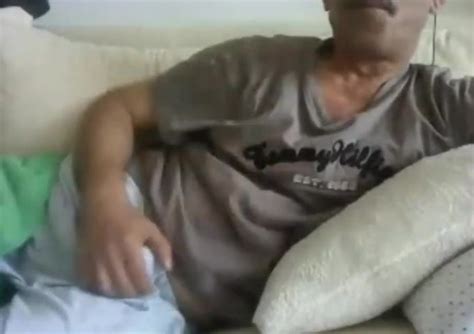 Bulges In Bed Gay Porn XHamster