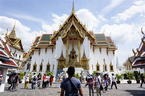 Cambodia-Thailand: A Step to the World - ChaseJase