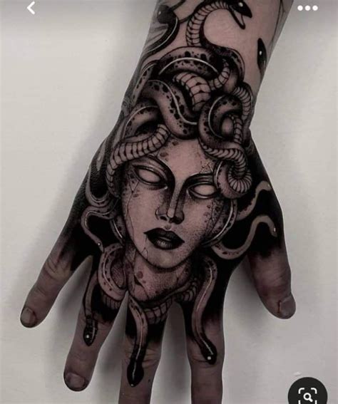 Pin By Ackas On Tatuajes Hand Tattoos Hand Tattoos For Guys Medusa