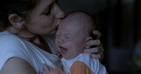 Det kan ta föräldrar sex år att återhämta sig efter den sömnbrist som kommer med ett barns