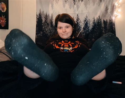 Selling Used Socks From A Cute Emo Bbw Kik Lilraccoongirl R