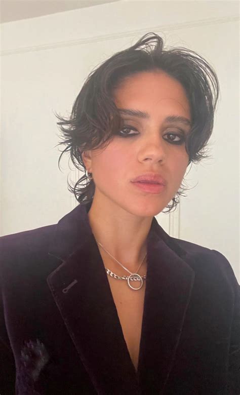 Looking Hot Scrolller