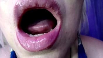 A Mature Lady With Glasses Takes Off A Yellow Dress In Private And Plays With Her Mature Pussy