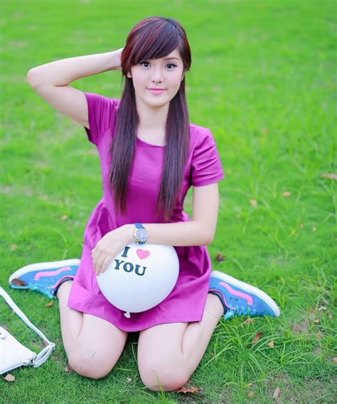 Hình ảnh hot girl Gái xinh mặc váy ngắn đẹp nhất thcs