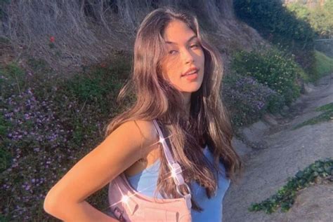 Hot Sexy Kenzie Luby Bikini Pics