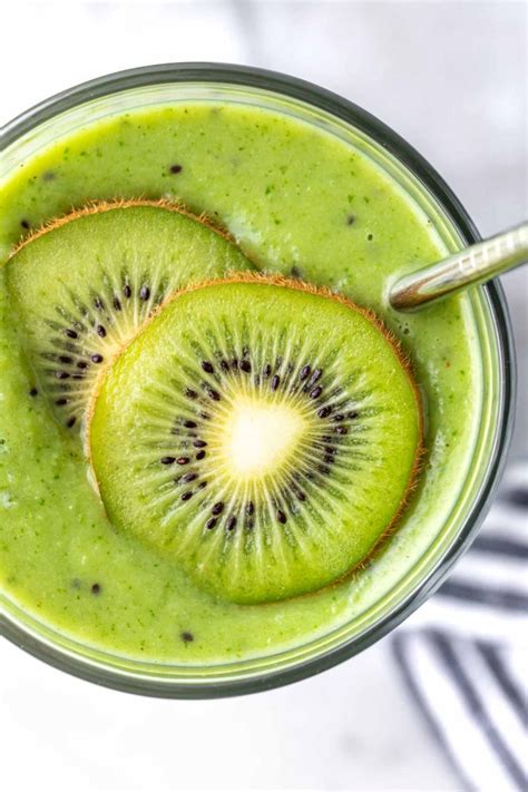 Apple Kiwi Green Smoothies - Simply Whisked