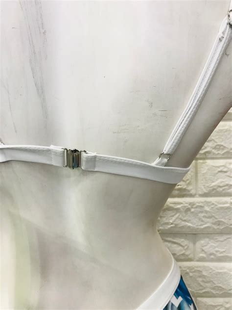 Bikini Estampado Tropical En Contraste Y Pretina AleAlon Cl