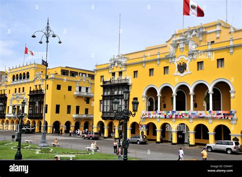 Plaza Mayor, city hall, Lima, Peru Stock Photo - Alamy