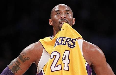 Famosos Y Deportistas Homenajean A Kobe Bryant Almomento Noticias