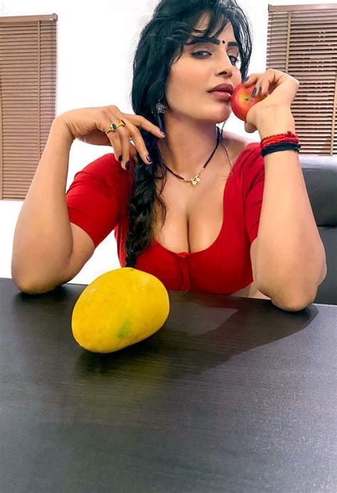 Shree Rapaka Hot Photos From NNN Naked Nanga Nagnam