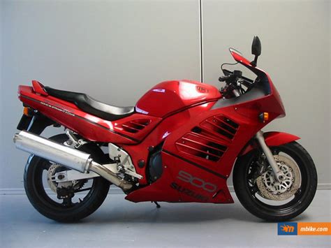 1997 Suzuki RF 900 R - Moto.ZombDrive.COM