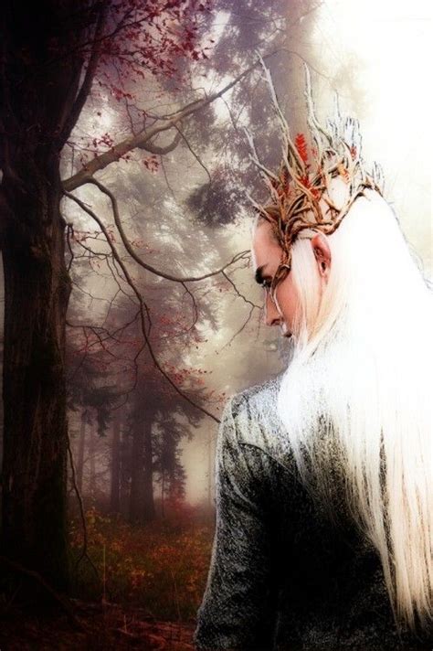 Thranduil Posts Who Made These Elves So Hot Thranduil Legolas And Thranduil The Hobbit