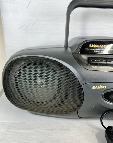 VINTAGE SANYO BOOMBOX Ghetto Blaster Radio Cd Tape Player Model MCD