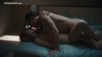 Un Amore Nude Scenes Review