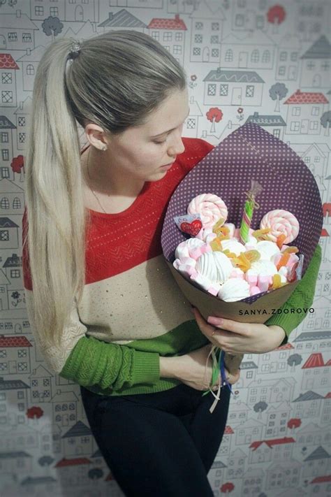 Сладкая девочка...👧 . . Нежная зефирно-мармеладная 🍥 красавица 👰 Такой ...