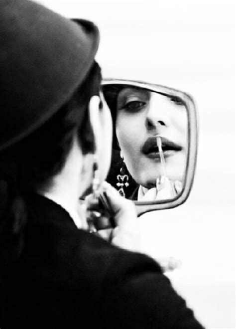 Hot Pics Of Zareen Khan Which Prove That Curves Are The New Sexy