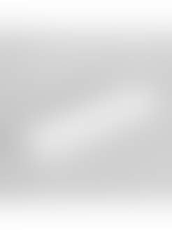 Одноразовые парикмахерские воротнички изготовлены из гипоаллергенного ...