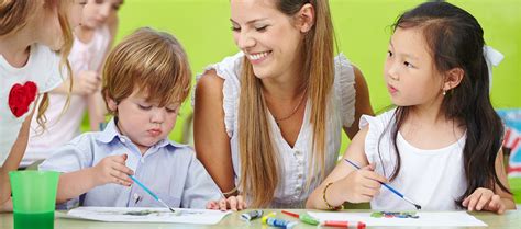 Montessori Teachers A Dynamic Link Between Children And The Prepared