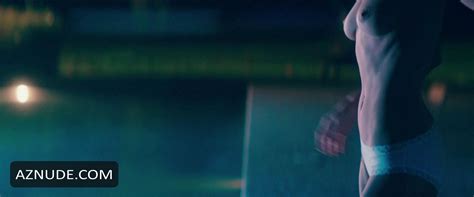 NICKY WHELAN Nude AZNude