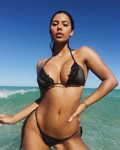 Aaliyah Ceilia Porn Pic