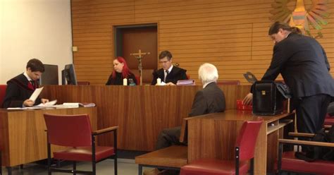 Prozess Lehrer hatte Sex mit Schülerin Kurier