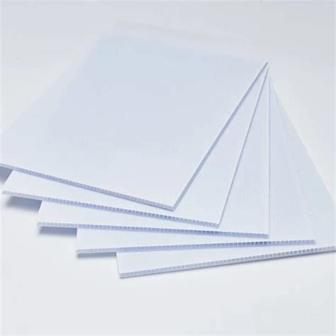 Customizable Corrugated Plastic Sheets 4x8 - JianXIn Plastic Products CO.,LTD