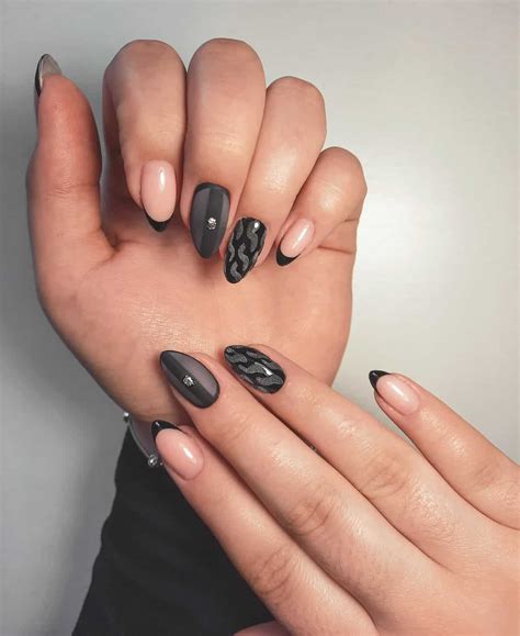55 Trendy Black And Nude Nails For A Drop Dead Gorgeous Mani